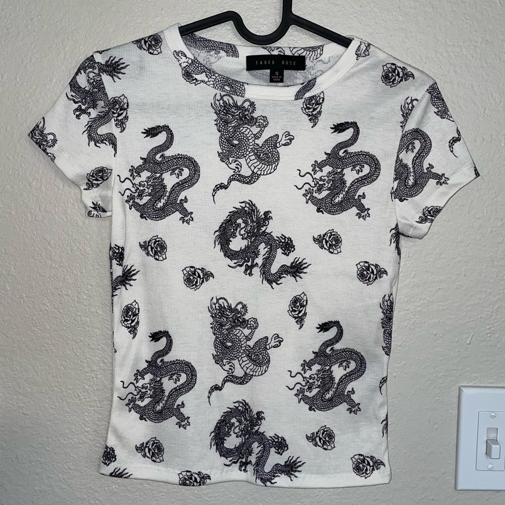FADED ROSE Dragon T Shirt Size S